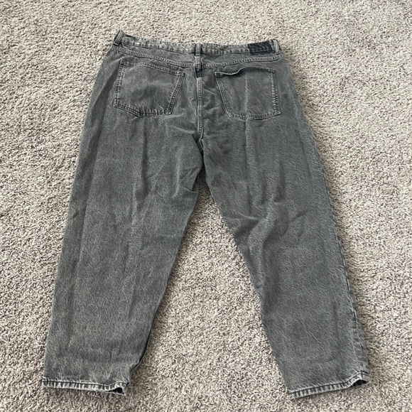 Mango MNG denim High Waist Tapered Mom Jeans. - Picture 5 of 9